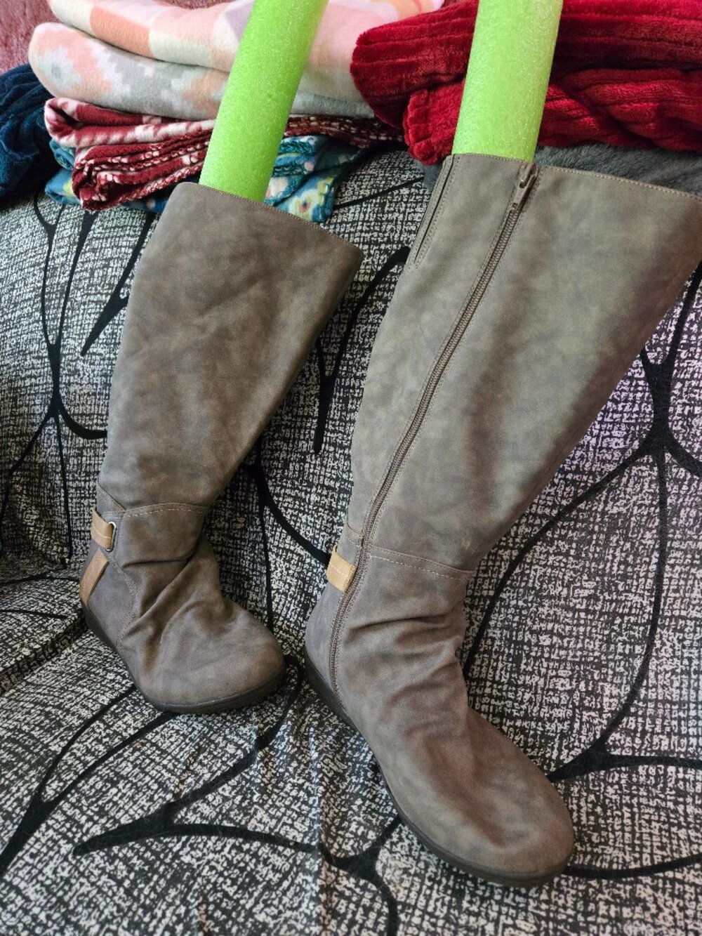 Suede boots